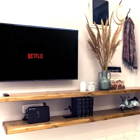 Ferienhaus Beachside Gem At Kanouli - Ariti, 2bd&garden