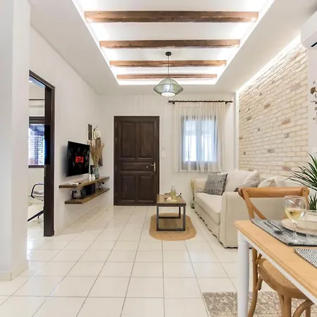 Beachside Gem At Kanouli - Ariti, 2bd&garden *