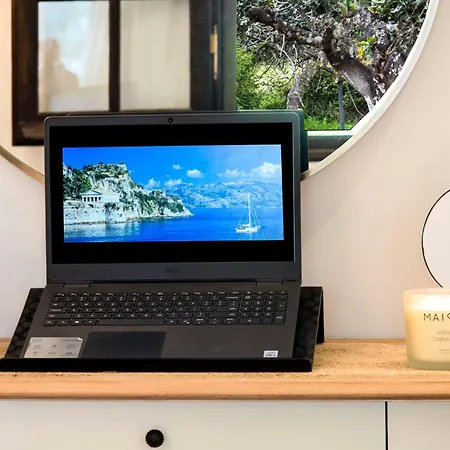 Beachside Gem At Kanouli - Ariti, 2bd&garden *