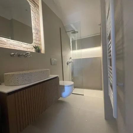 Beachside Gem At Kanouli - Ariti, 2bd&garden Halikounas