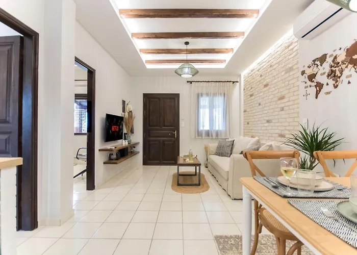 Beachside Gem At Kanouli - Ariti, 2bd & Garden *