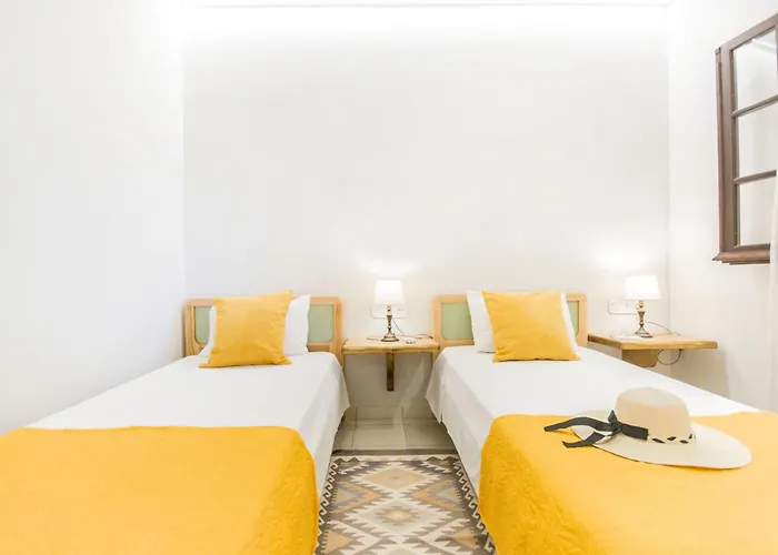 Beachside Gem At Kanouli - Ariti, 2bd & Garden Σπίτι διακοπών *
