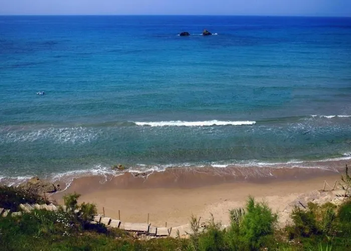 Beachside Gem At Kanouli - Ariti, 2bd & Garden Σπίτι διακοπών Χαλικούνας