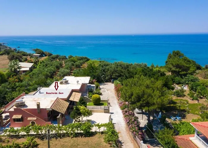 Σπίτι διακοπών Beachside Gem At Kanouli - Ariti, 2bd & Garden *