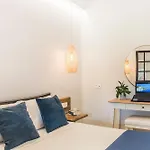 בית נופש Beachside Gem At Kanouli - Ariti, 2bd & Garden *
