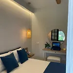 בית נופש Beachside Gem At Kanouli - Ariti, 2bd & Garden