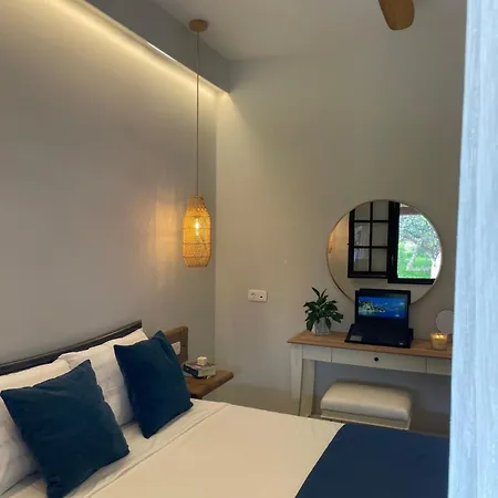 בית נופש Beachside Gem At Kanouli - Ariti, 2bd & Garden