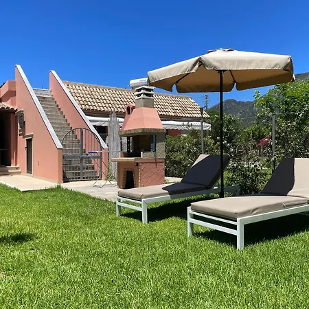 Beachside Gem At Kanouli - Ariti, 2bd & Garden בית נופש Halikounas